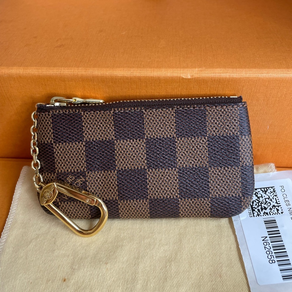 Louis Vuitton Damier Ebene Cles - Picture 12 of 13